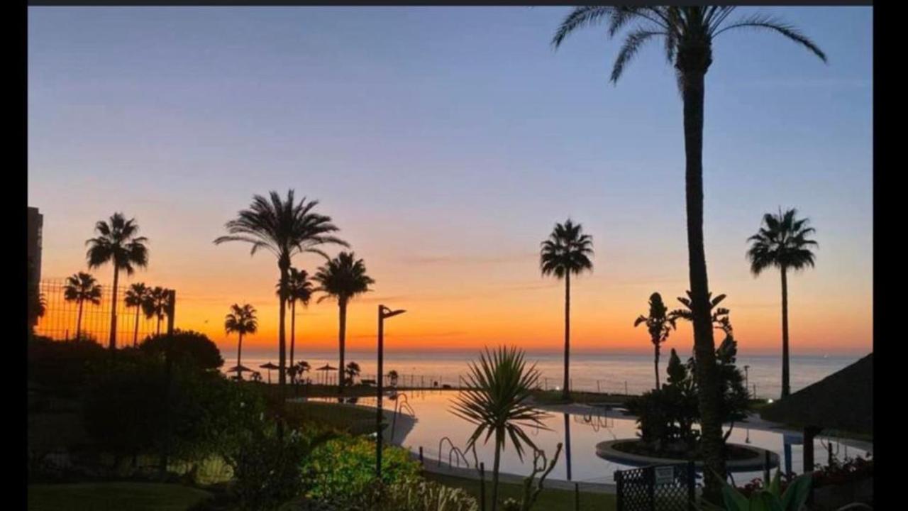 Sitio de Calahonda Mi Capricho 3-5 Beachfront- Apartment With Sea Views In Costa Del Sol מראה חיצוני תמונה