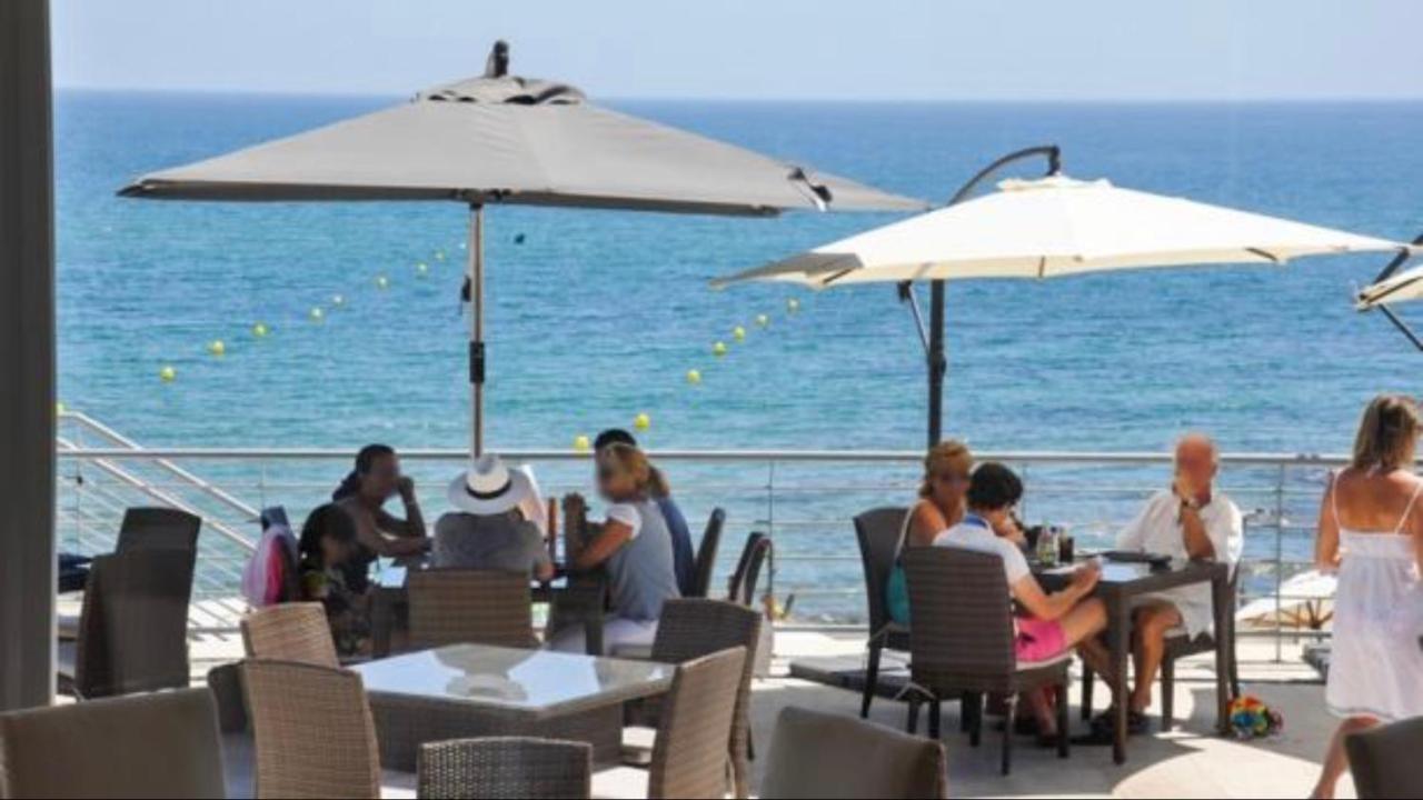 Sitio de Calahonda Mi Capricho 3-5 Beachfront- Apartment With Sea Views In Costa Del Sol מראה חיצוני תמונה