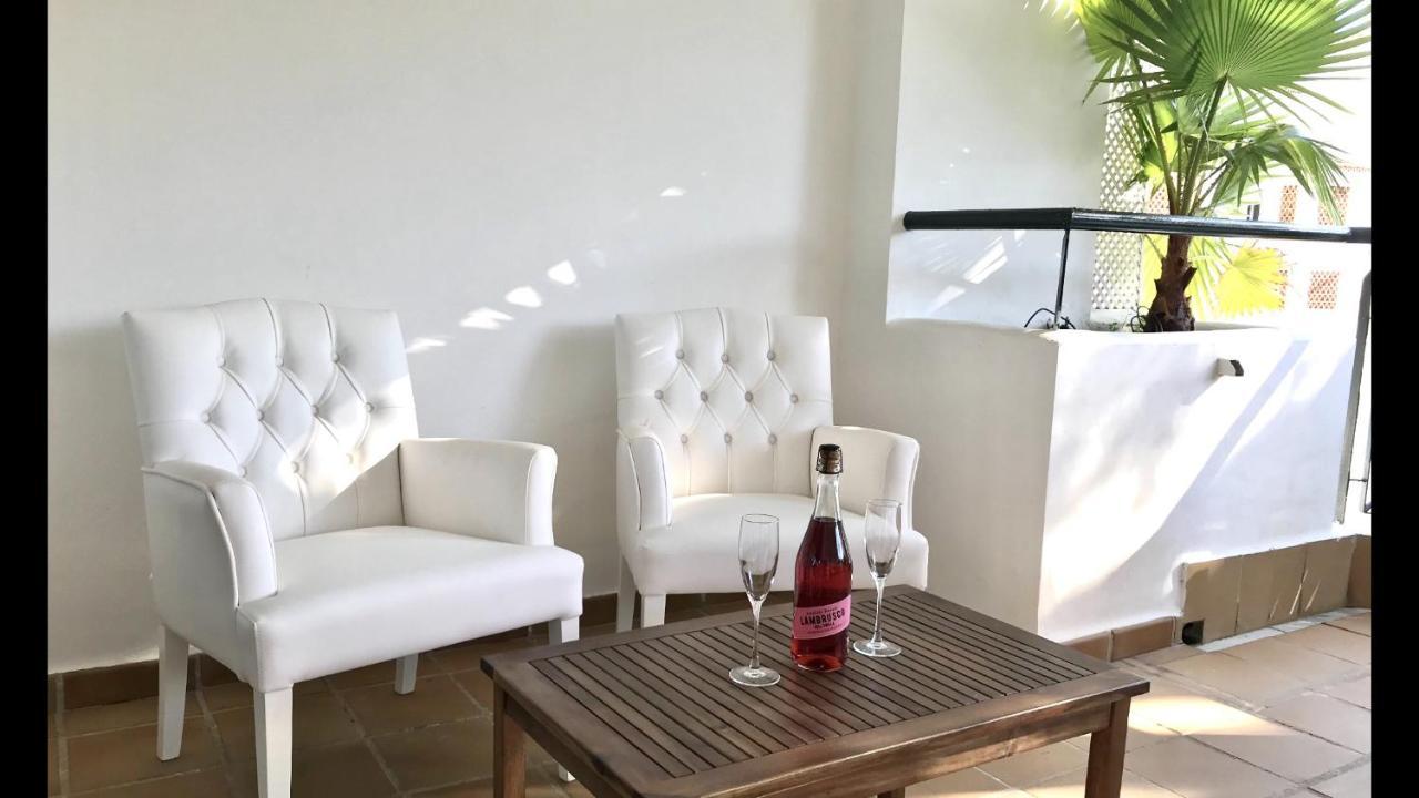 Sitio de Calahonda Mi Capricho 3-5 Beachfront- Apartment With Sea Views In Costa Del Sol מראה חיצוני תמונה