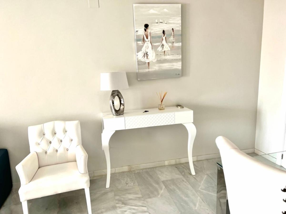 Sitio de Calahonda Mi Capricho 3-5 Beachfront- Apartment With Sea Views In Costa Del Sol מראה חיצוני תמונה